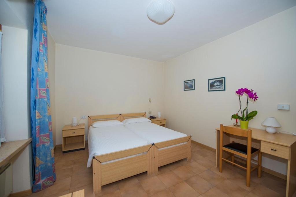 Hotel San Carlo Μαλτσεζίνε Εξωτερικό φωτογραφία