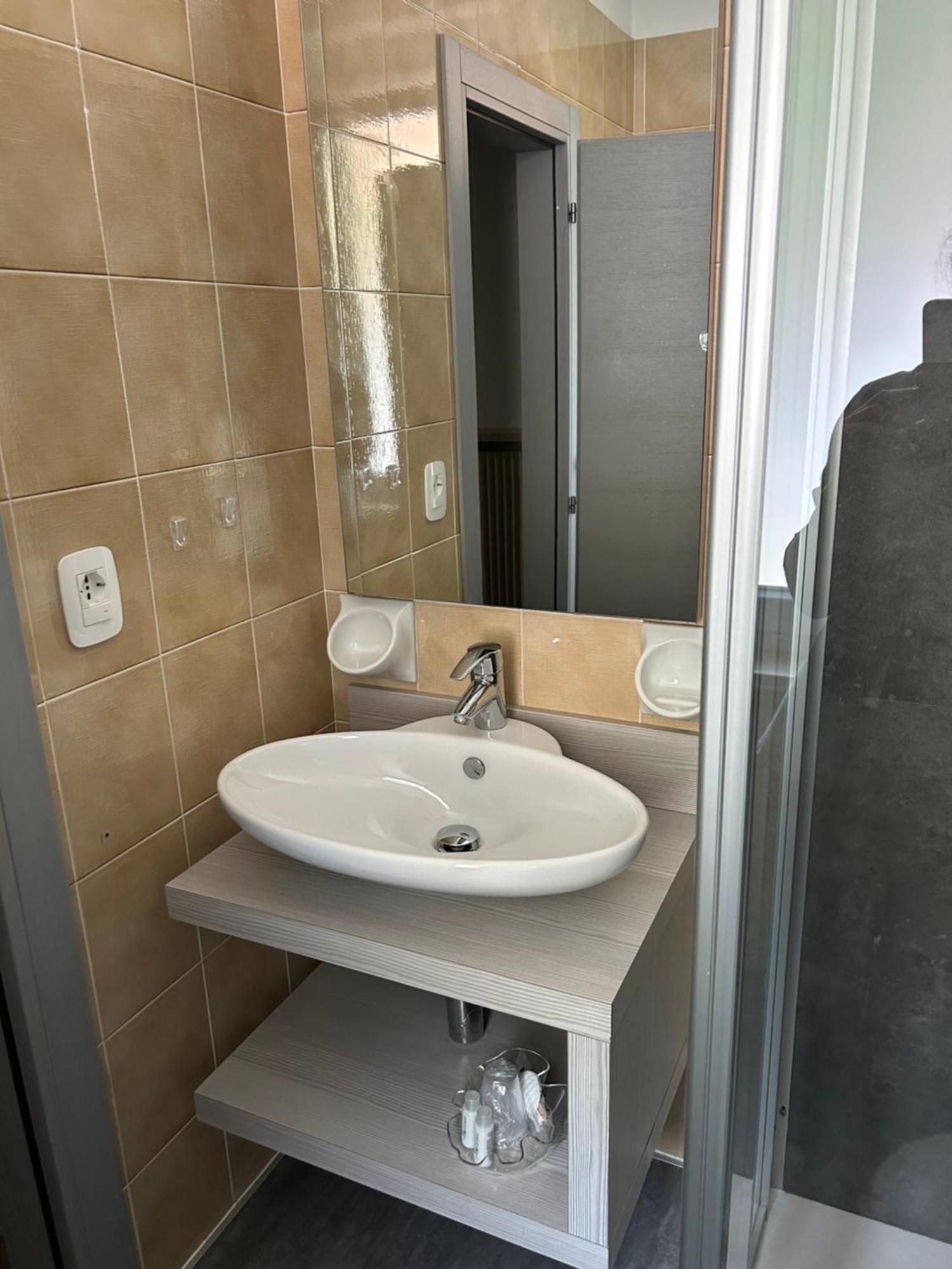 Hotel San Carlo Μαλτσεζίνε Εξωτερικό φωτογραφία